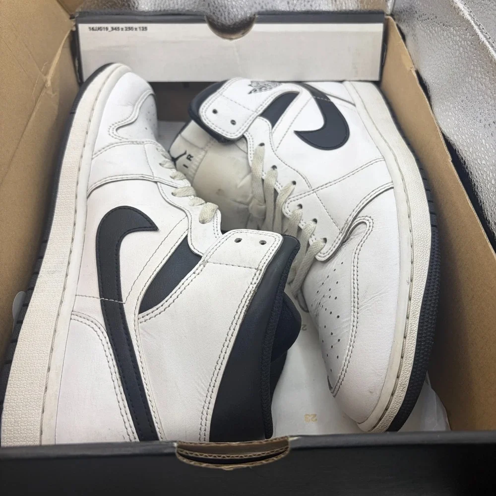 Jordan product pair